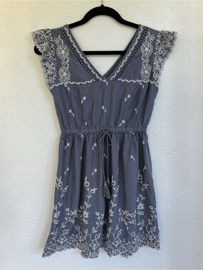 Abercrombie & Fitch Blue Gray Embroidered V-Neck Dress xs-sm